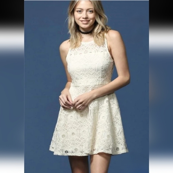 BB Dakota Fit and Flare Lace Crochet Sleeveless Mini Skater Dress Ivory Size 0 - Picture 3 of 14